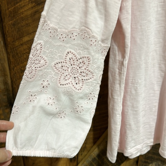 Talbots 100% cotton 3/4 pink eyelet lace sleeve - Picture 3 of 5